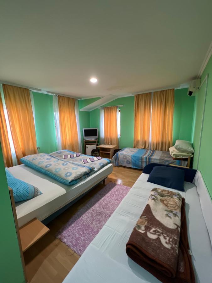 Ribarska Prica-Restoran Pansion Prijedor Bed and Breakfast Eksteriør billede
