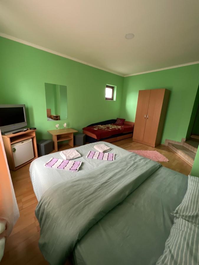 Ribarska Prica-Restoran Pansion Prijedor Bed and Breakfast Eksteriør billede